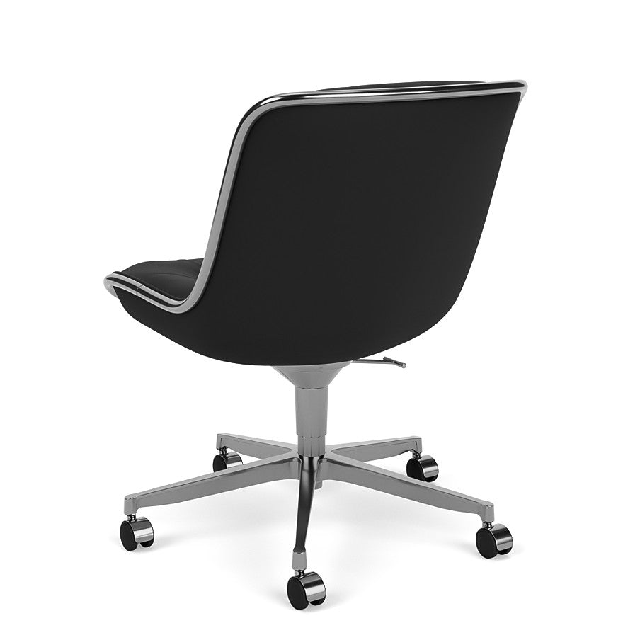 Pollock - leather office chair with 5-spoke base.