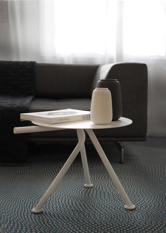 Oona side table, white