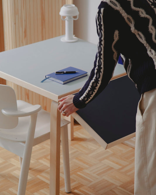 Aalto foldable table DL81C, birch -vapour/smokey blue linoleum