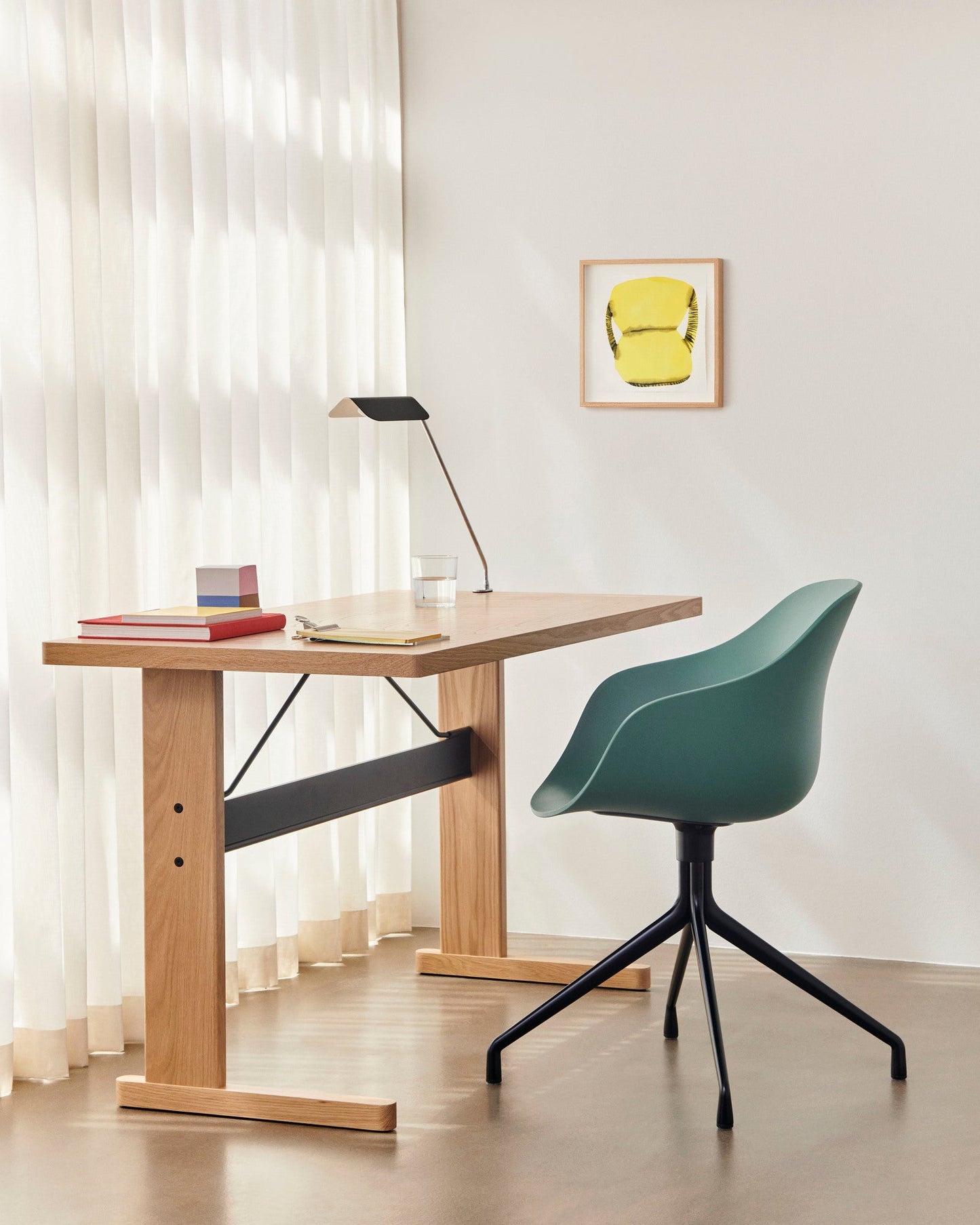 Apex desk clip lamp, iron black