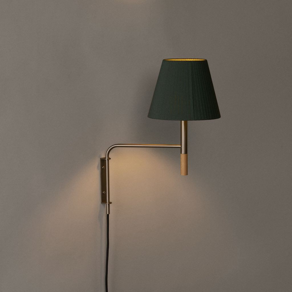 BC 1 - Adjustable wall lamp.