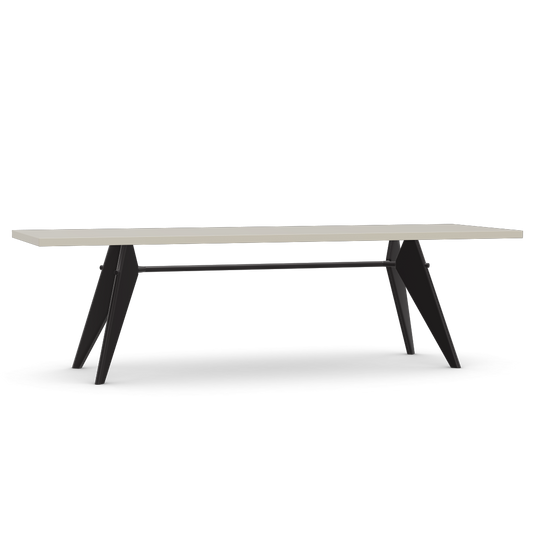 EM Table (H 740 x W 900 x L 2600).