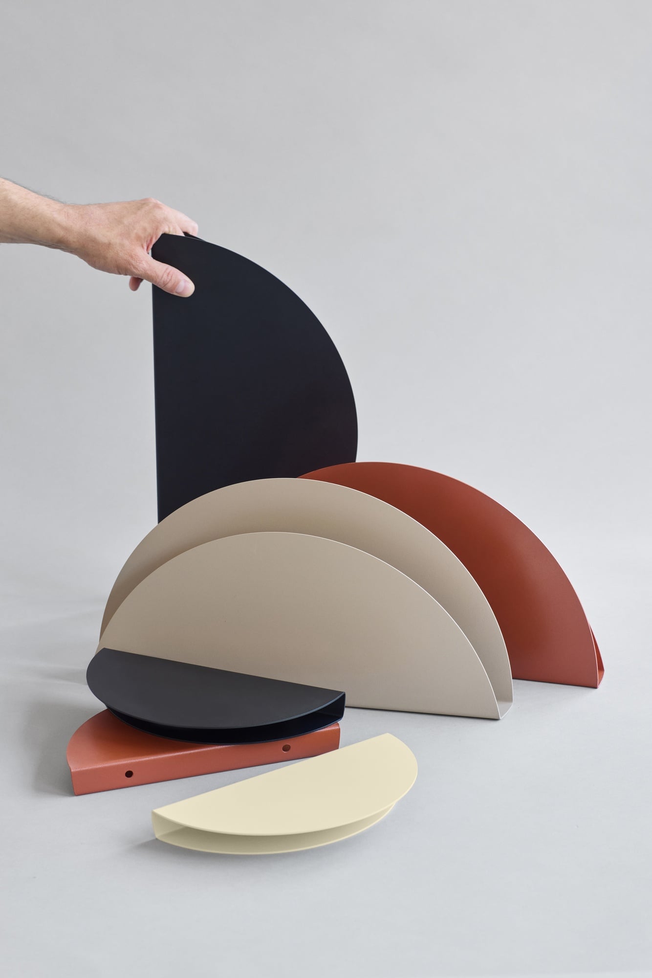 Half Moon shelf, small, terracotta