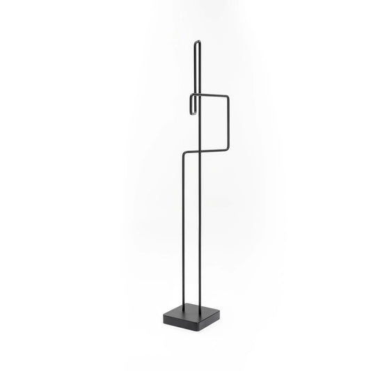 ROLF BENZ 908 - Steel valet stand.