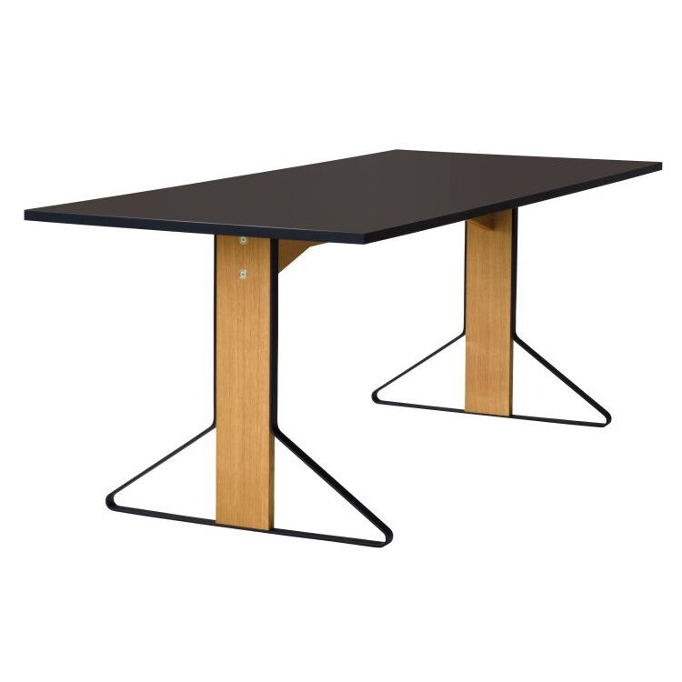 KAARI - Rectangular table.
