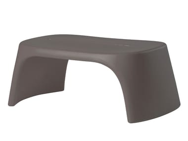 Amélie PANCHETTA - Stackable polyethylene garden bench (Request Info).