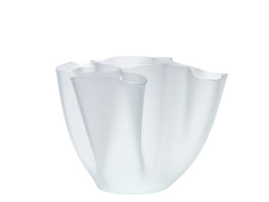 CARTOCCIO - Glass vase (Request Info).