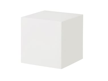 CUBO - Polyethylene floor lamp (Request Info).