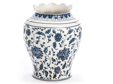 HYBRID MELANIA - Vase (Request Info).