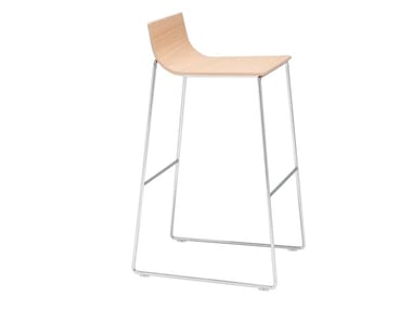 LINEAL BQ0590/BQ0600 - Sled base stackable stool (Request Info).