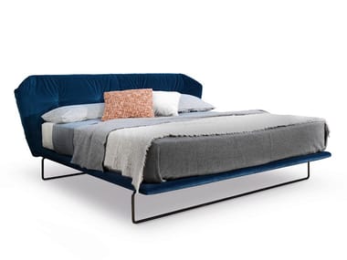 NEW YORK AIR - Fabric double bed with upholstered headboard.