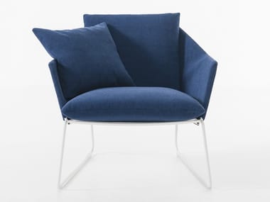 NEW YORK Outdoor - Sled base fabric garden armchair with removable cover (Request Info).