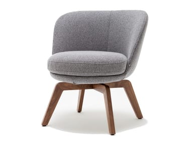 ROLF BENZ 562 - Fabric easy chair (Request Info).