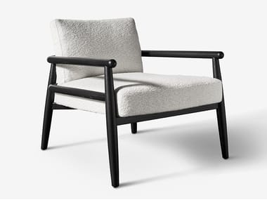 TERESA - Upholstered fabric armchair with removable cover with armrests.