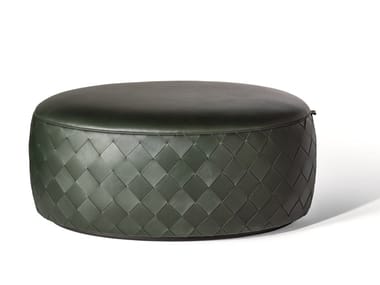GRANT DE LUXE - Oval leather pouf (Request Info).