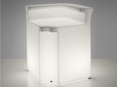 BREAK CORNER - Illuminated outdoor polyethylene bar counter (Request Info).