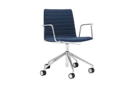 FLEX CORPORATE SO1660 - Chair with 5-spoke base with armrests with castors (Request Info).