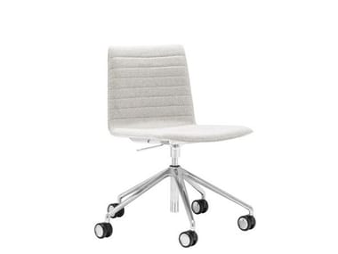 FLEX HIGH BACK SI1656 - Upholstered office chair with 5-Spoke base (Request Info).