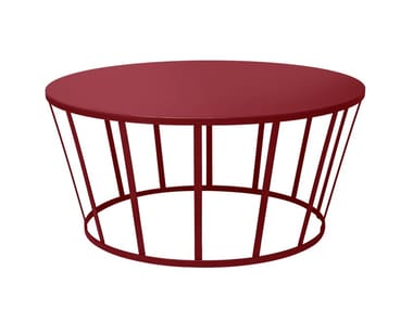 HOLLO - Round powder coated steel garden side table (Request Info).