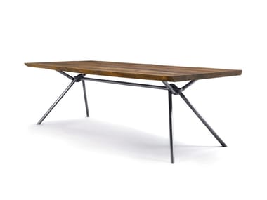 IRON LIGHT NATURAL SIDES - Rectangular table with solid wood top and iron base (Request Info).