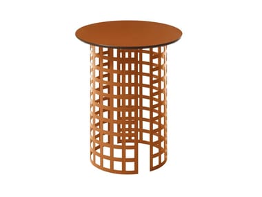 MARA - Round garden table with HPL top and iron base (Request Info).