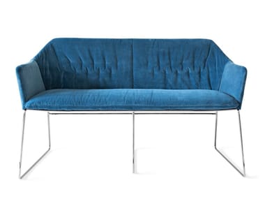 NEW YORK - Fabric small sofa (Request Info).
