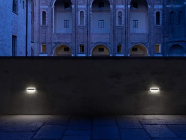 NUIT - LED wall-mounted outdoor metal steplight (Request Info).