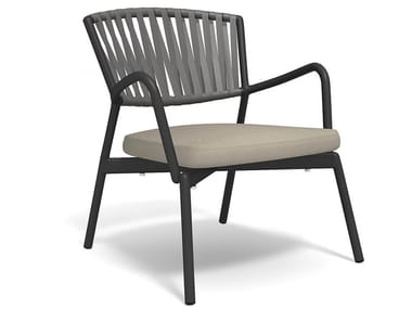 PIPER 127 - Upholstered easy chair with armrests (Request Info).