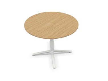 QUATTRO OCCASIONAL OAK ROUND - Low round oak coffee table with 4-star base (Request Info).