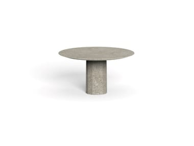 SALINAS - Round cement coffee table (Request Info).