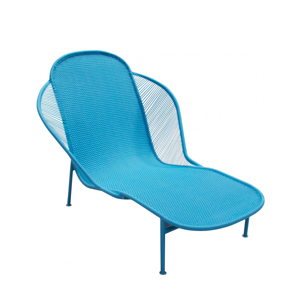 IMBA - Colored polyethylene handwoven threads chaise longue.