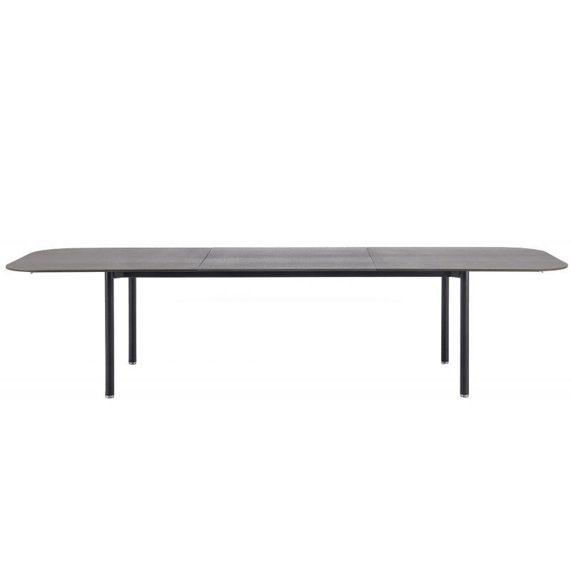 PIPER 030 - Extending Lapitec® garden table.