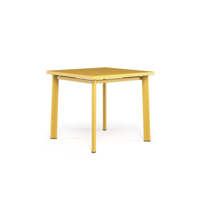 Star Square table 70x70 (Request Info).