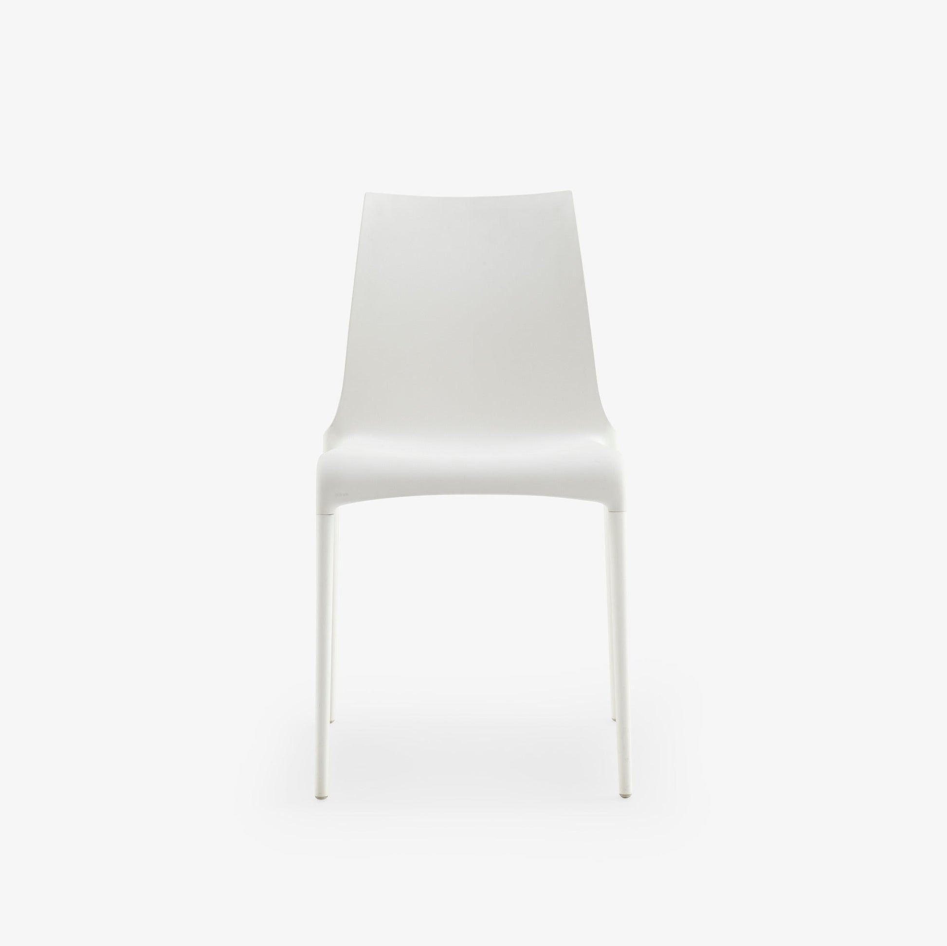 PETRA - Polyurethane chair.
