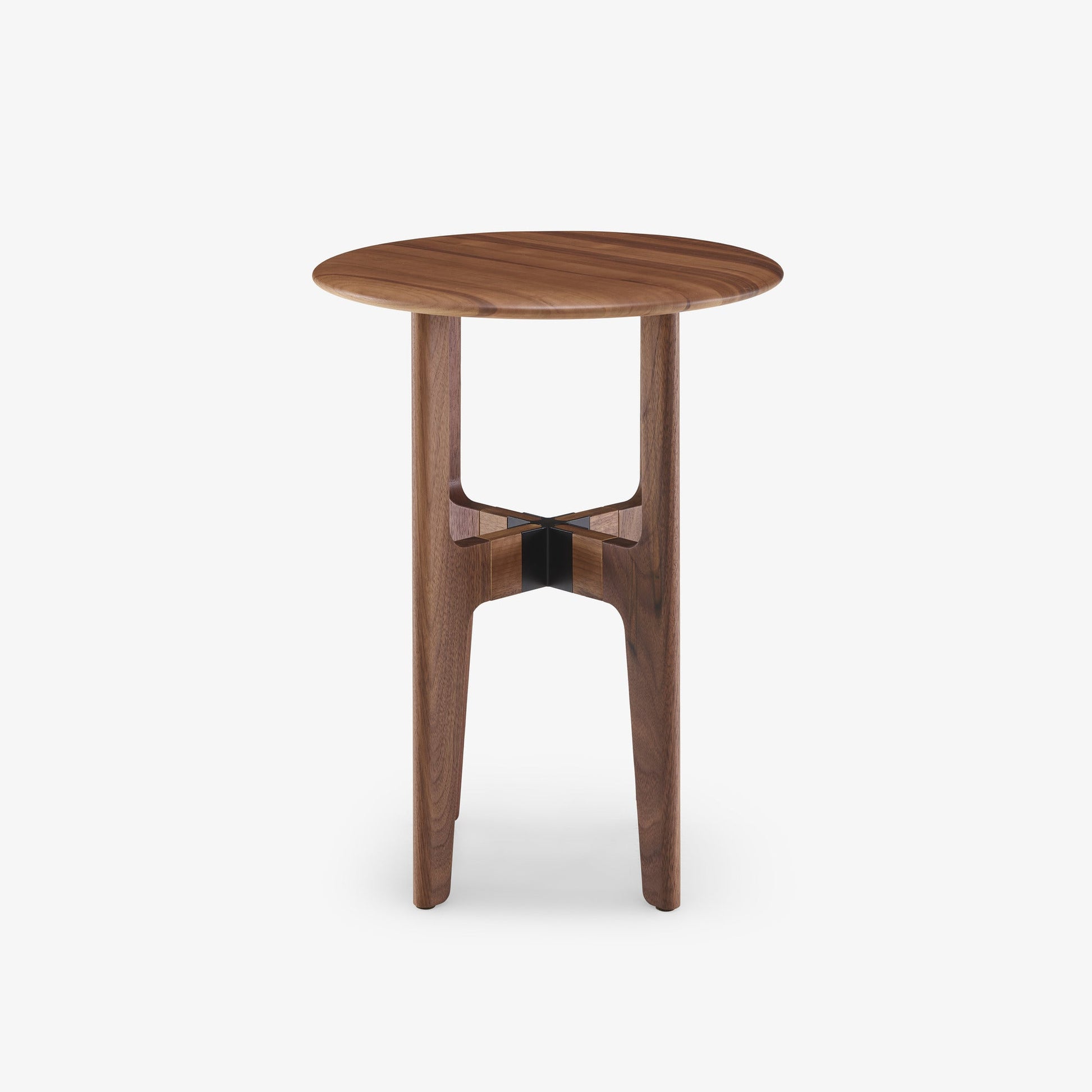 NODUM - Round solid wood coffee table.