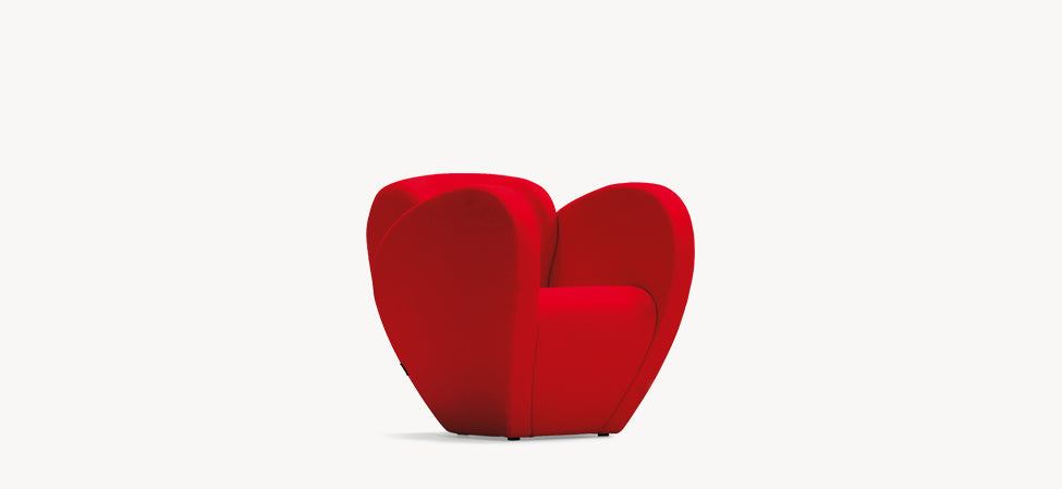 SIZE TEN - Polyester easy chair with armrests.