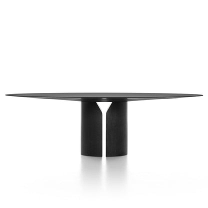 NVL TABLE - Oval table.