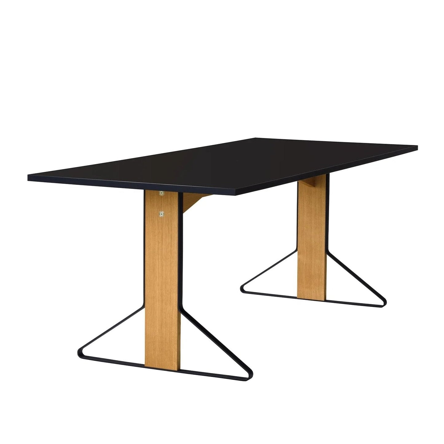 KAARI - Rectangular table.