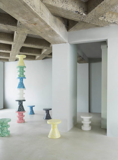 Bit stool, stack, white