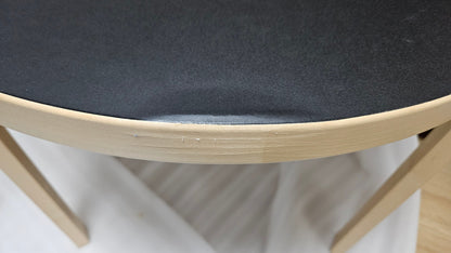 [Domestic Stock/Grade B] AALTO 90B - Round wooden table / Top-Black Linoleum