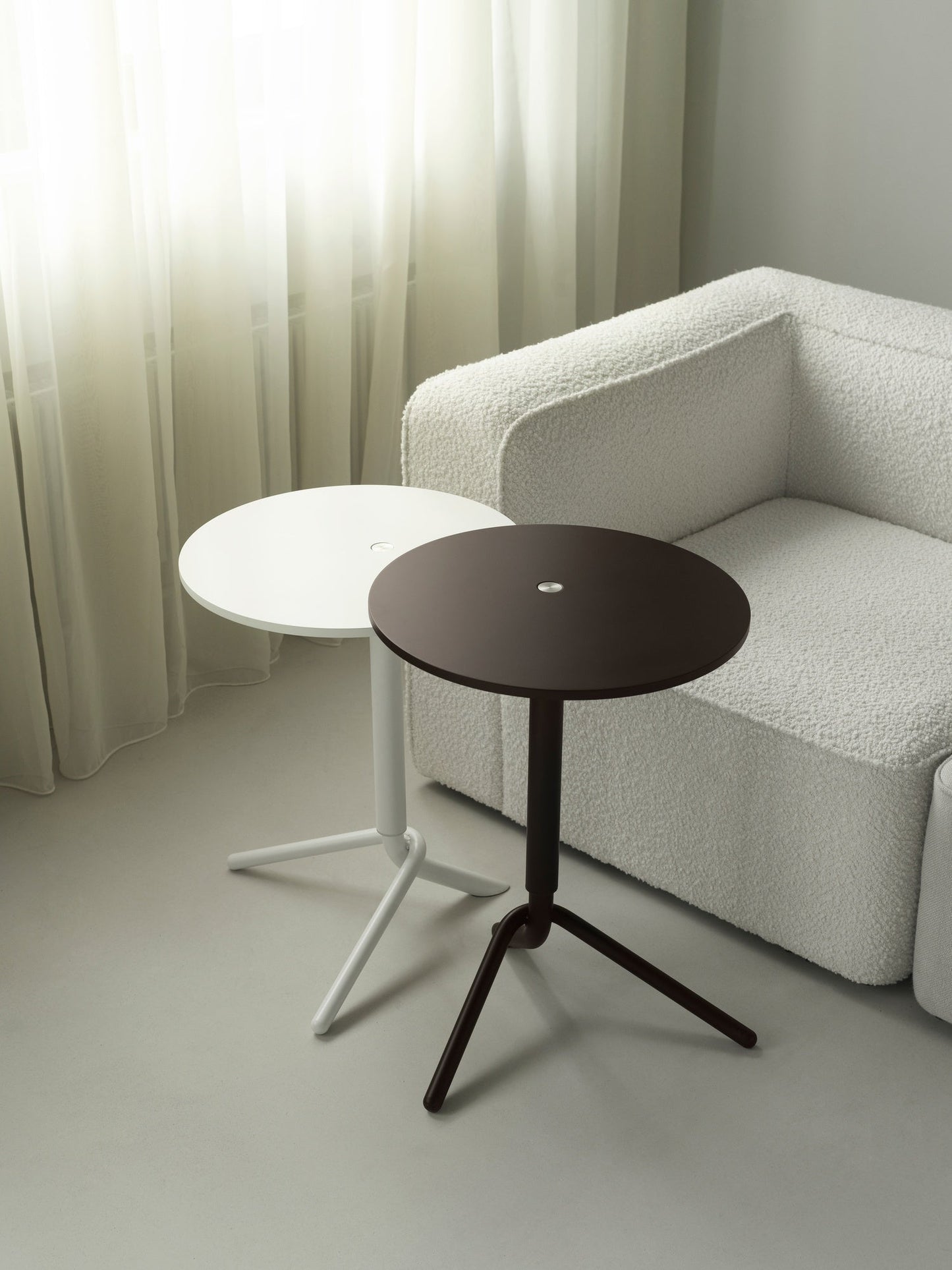 Lift side table, dark brown