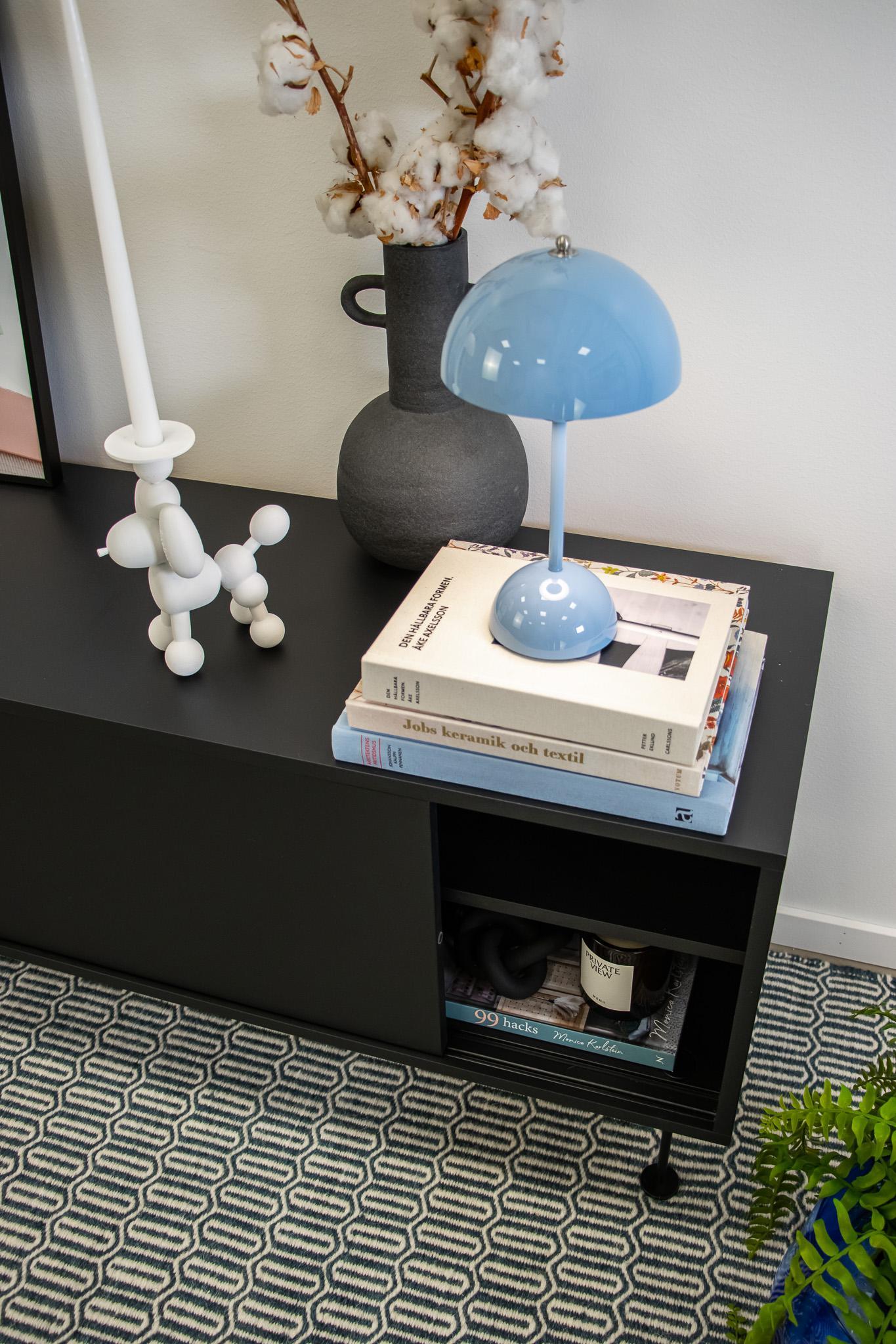 Decotique Vogue TV Bench With Legs 136 Anthracite/ Black