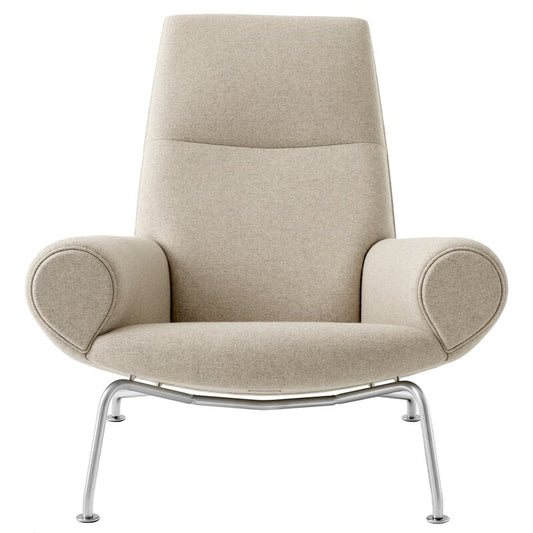 Wegner Queen lounge chair by Fredericia #brushed chrome - light beige #