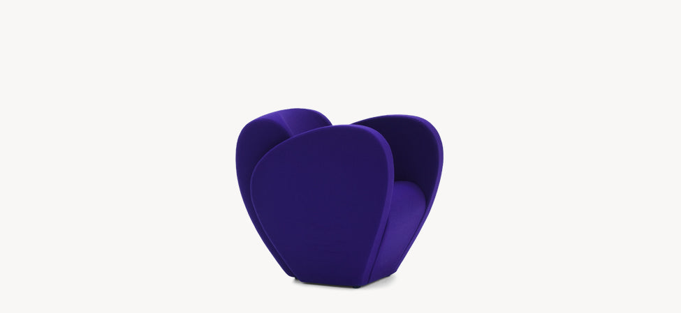 SIZE TEN - Polyester easy chair with armrests.