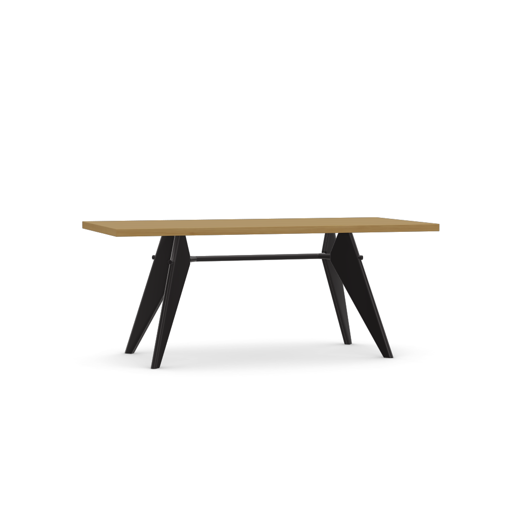 EM Table (H 740 x W 900 x L 1800).