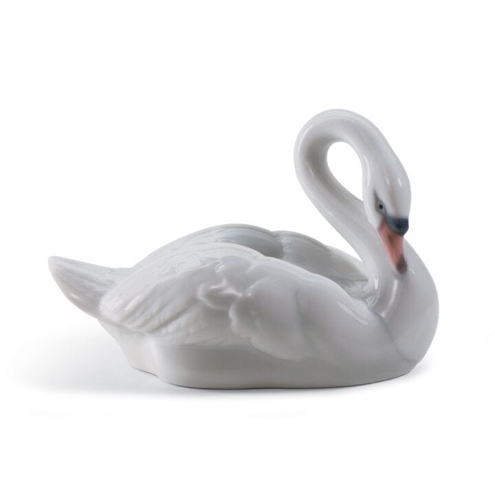 Elegant Swan Figurine by Lladró