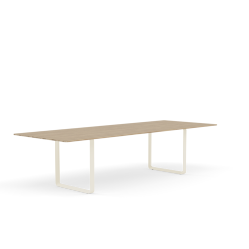 70/70 Table (295 x 108 cm)