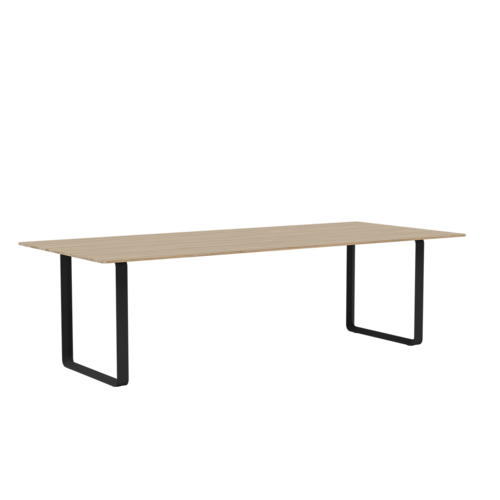 70/70 Table (255 x 108 cm)