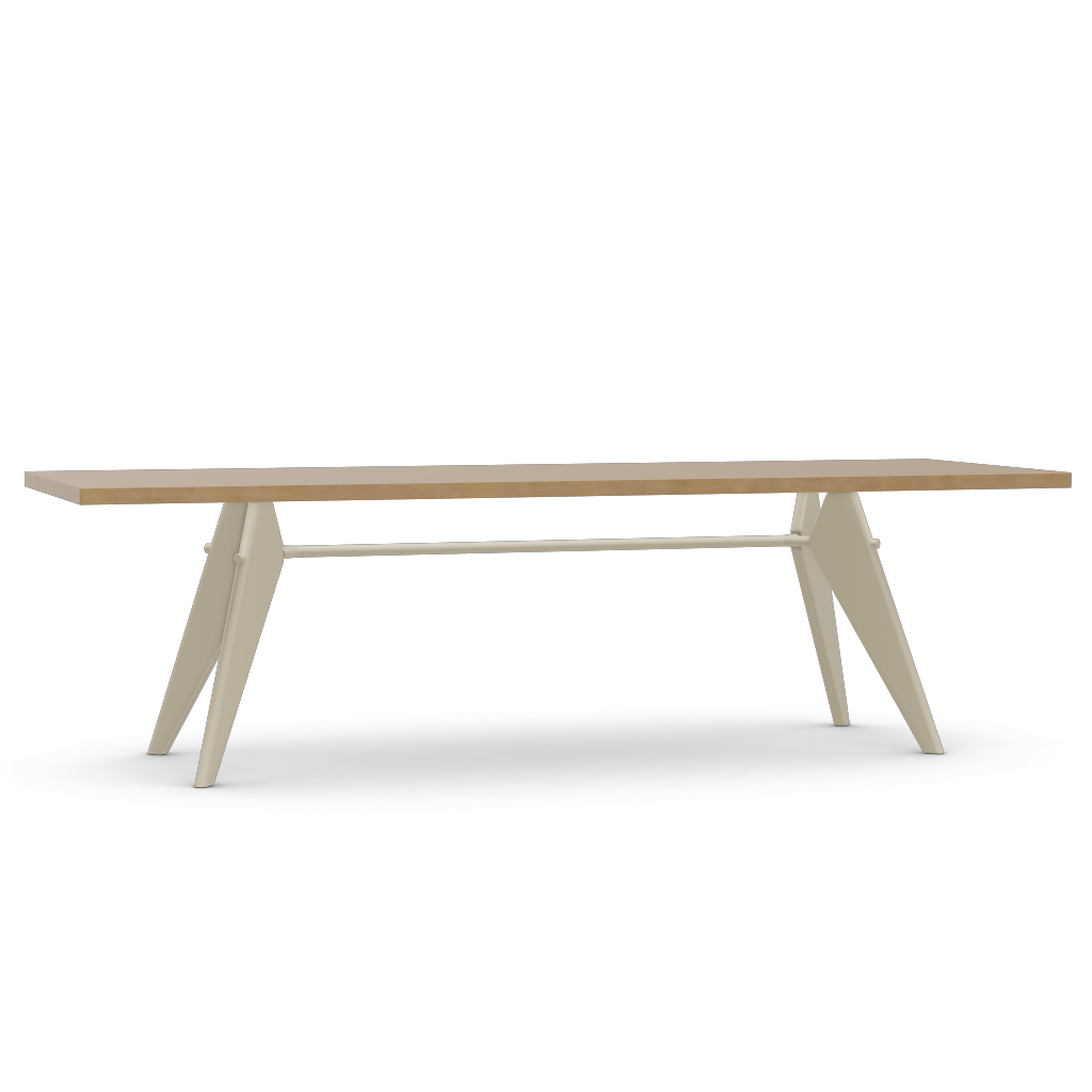 EM Table (H 740 x W 900 x L 2600).