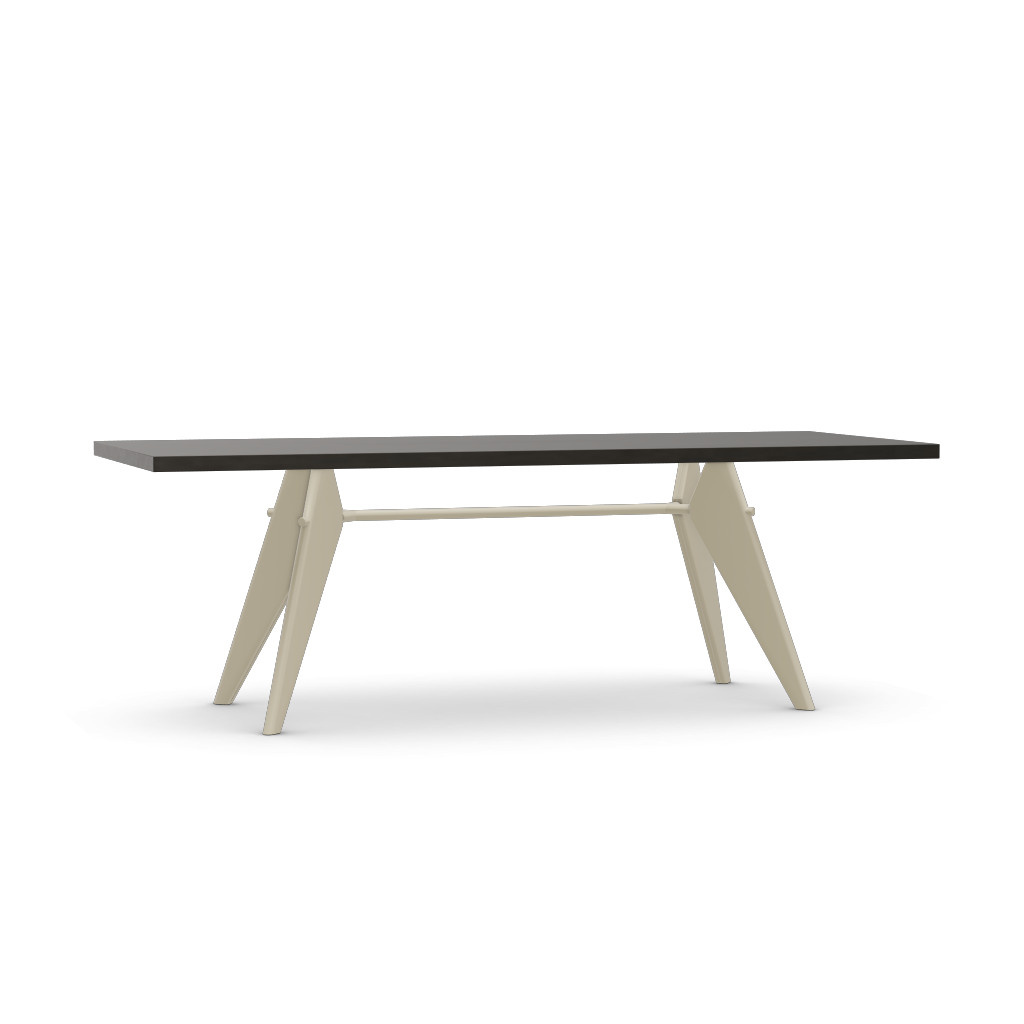 EM Table (H 740 x W 900 x L 2200).